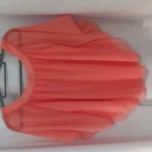 Justify Apricot Raglan sleeve blouse, M, fully lined, scoop neck.